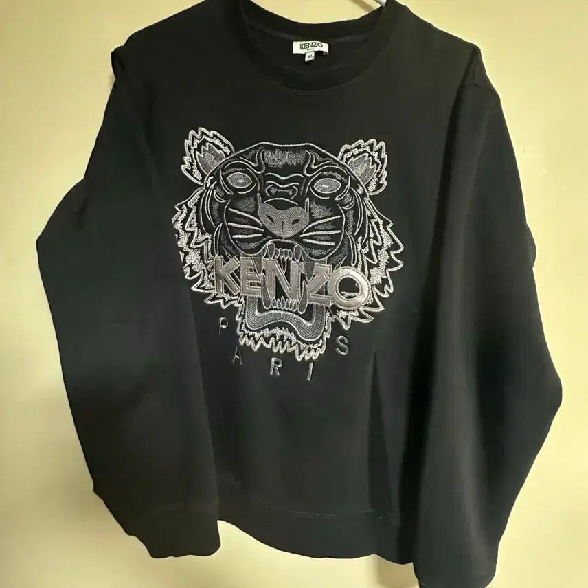 [SOLD OUT] 겐조 맨투맨 M사이즈 판매해요