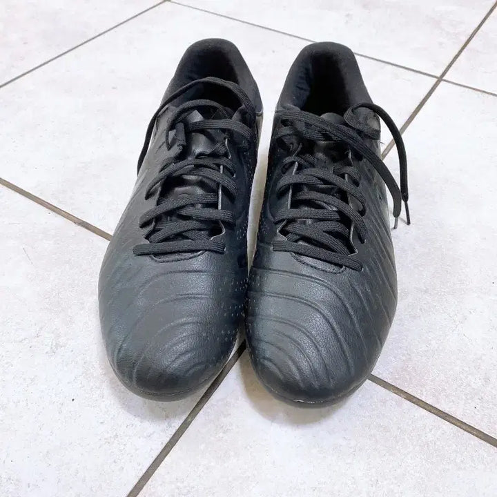 [BUNJANG] Nike Tiempo Legend Soccer Cleats (285) / 몽빈티지(285)나이키남자티엠포레전드축구화