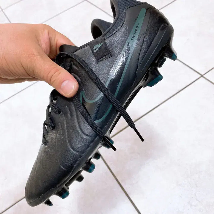 [BUNJANG] Nike Tiempo Legend Soccer Cleats (285) / 몽빈티지(285)나이키남자티엠포레전드축구화