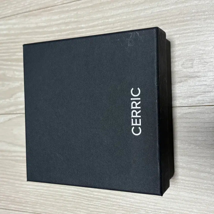 [BUNJANG] Seric Two Ring Rivet White Belt / 세릭 two ring rivet white 벨트 화이트