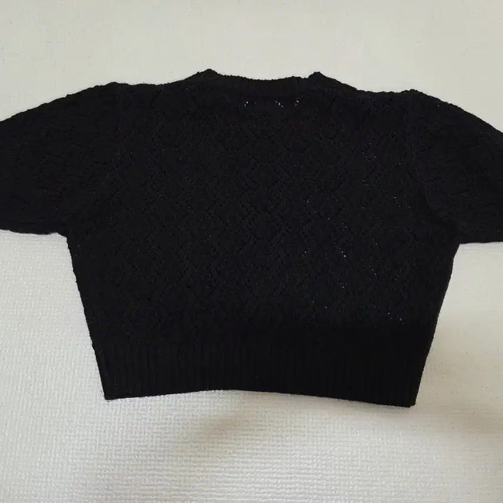 [BUNJANG] ABLE Zigzag Crop Knit Top / 에이블 지그재그 반팔 니트