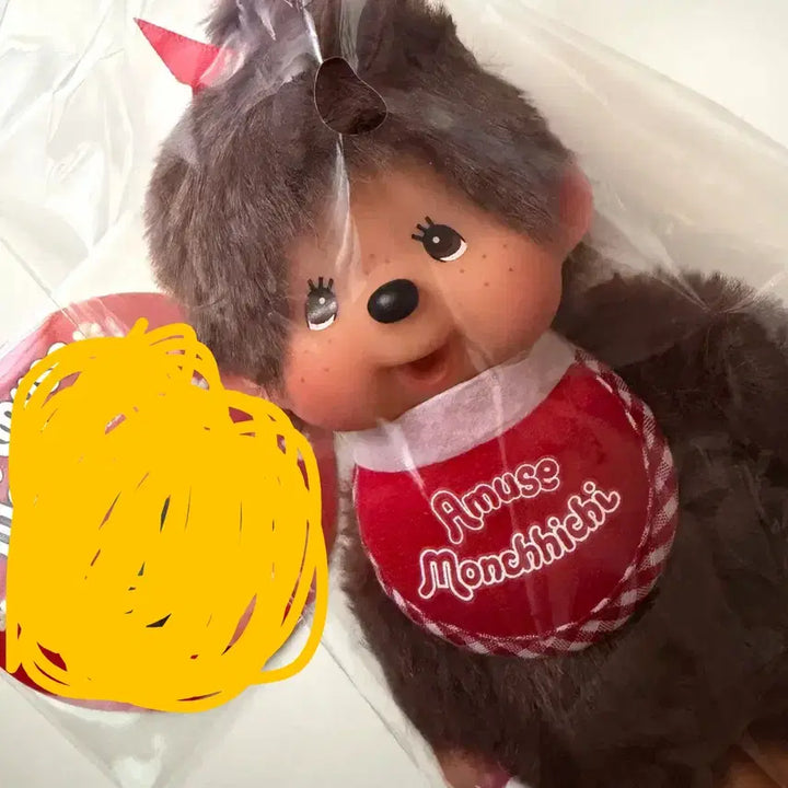 [SOLD OUT] [BUNJANG] Amuse Monchhichi Keyring Doll + Big Sticker / (미개봉) 어뮤즈 몬치치 키링 인형