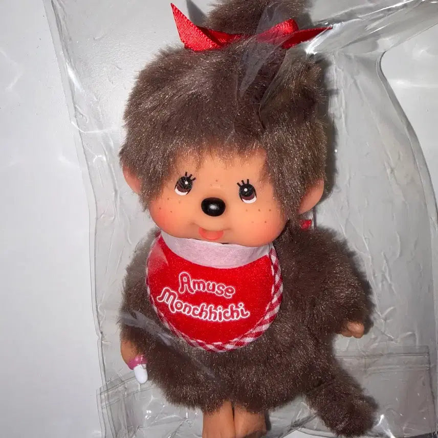 [SOLD OUT] [BUNJANG] Amuse Monchhichi Keyring Doll + Big Sticker / (미개봉) 어뮤즈 몬치치 키링 인형