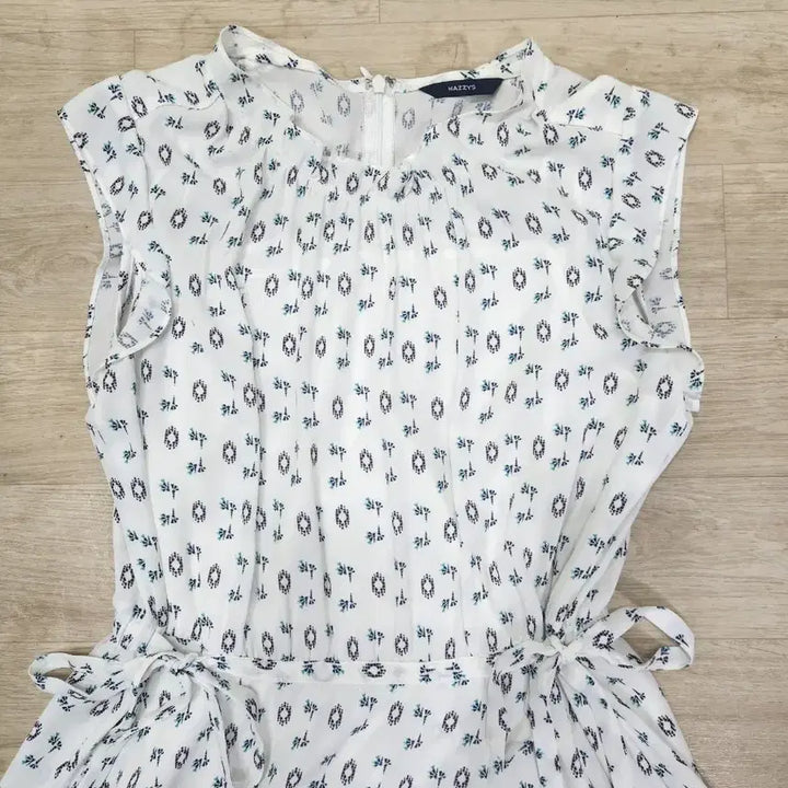 [SOLD OUT] 헤지스 패턴 민소매 원피스S