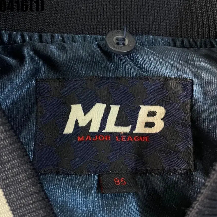[SOLD OUT] MLB 뉴욕 양키스 바시티 야구점퍼 블루 95