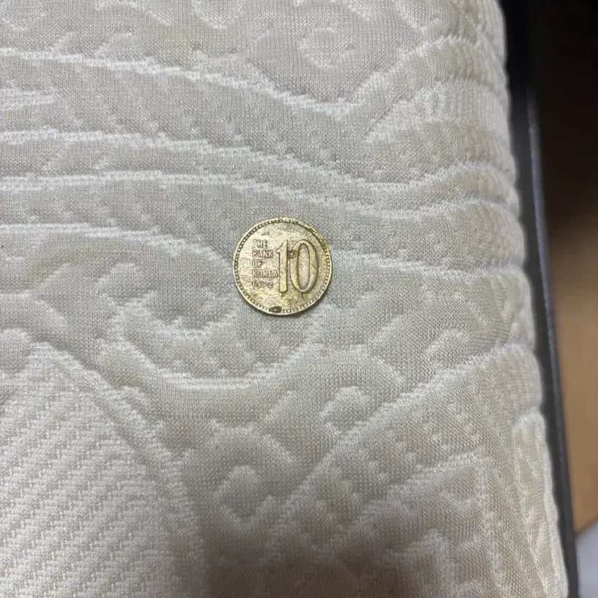 [BUNJANG] 1972 Korean 10 Won Coin / 1972년도 10원 희귀 동전 팝니다