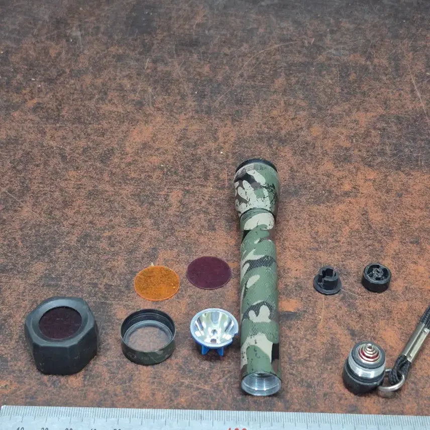 [BUNJANG] 1980s Korean Military Memorabilia Set / 1980년대  군대 기념품 세트 (전보, 손전등, 면도날, 계급장)