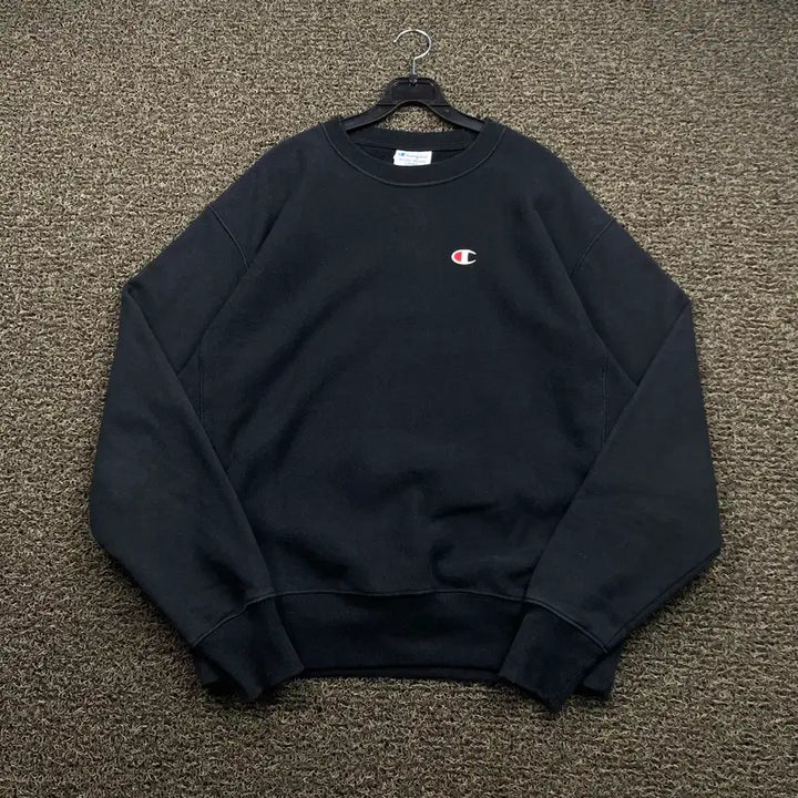 [BUNJANG] Champion Reverse Weave Black Sweatshirt / 챔피온 리버스위브 블랙 맨투맨