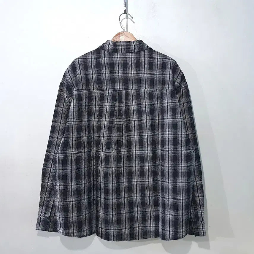 [BUNJANG] SS New Collection Checkered Shirt / SS신상) 입체 포켓 체크 셔츠 1color