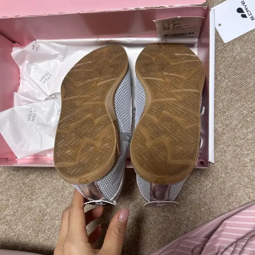 [BUNJANG] Wakely Willy Solebo Mary Jane Silver Shoes / 20분착용 26S/S 와키윌리 솔레보 메리제인 실버 240(원가 109,