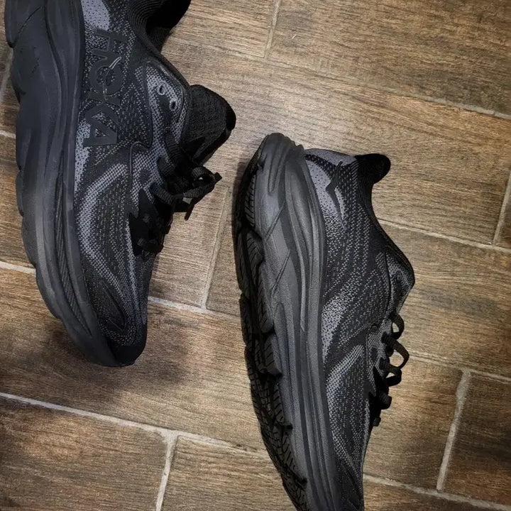 [BUNJANG] Hoka All Black Hiking Shoes 11 / 호카 올블랙 운동화 11사이즈