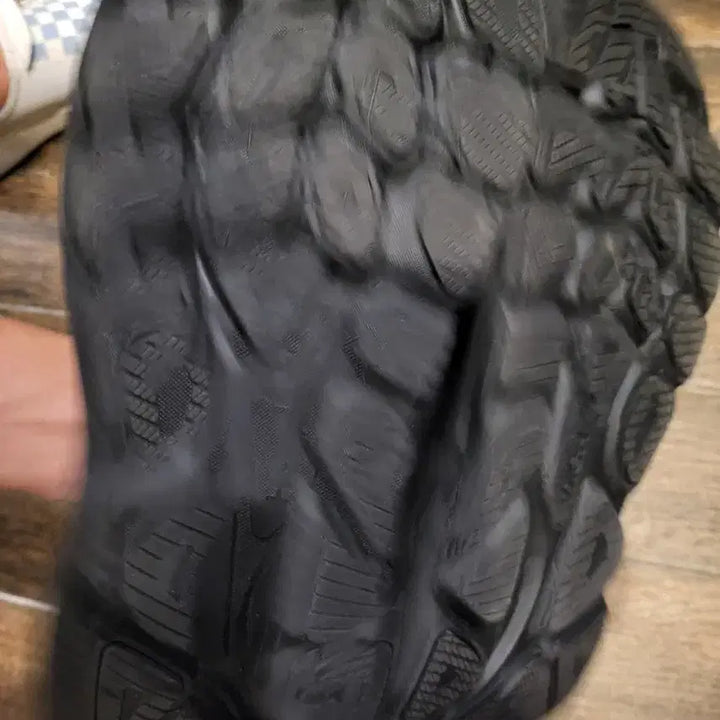 [BUNJANG] Hoka All Black Hiking Shoes 11 / 호카 올블랙 운동화 11사이즈