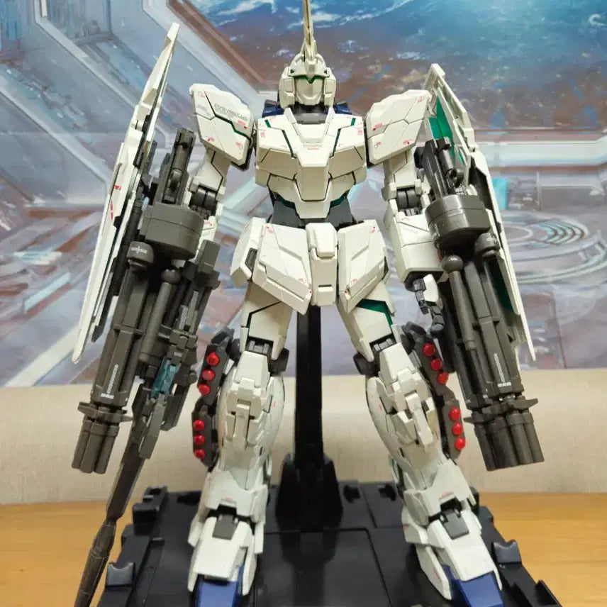 [BUNJANG] Bandai Unicorn Gundam Final Battle + Full Armor Unit LED Installed / pg 유니콘 최종결전 + 풀아머 유닛 led장착