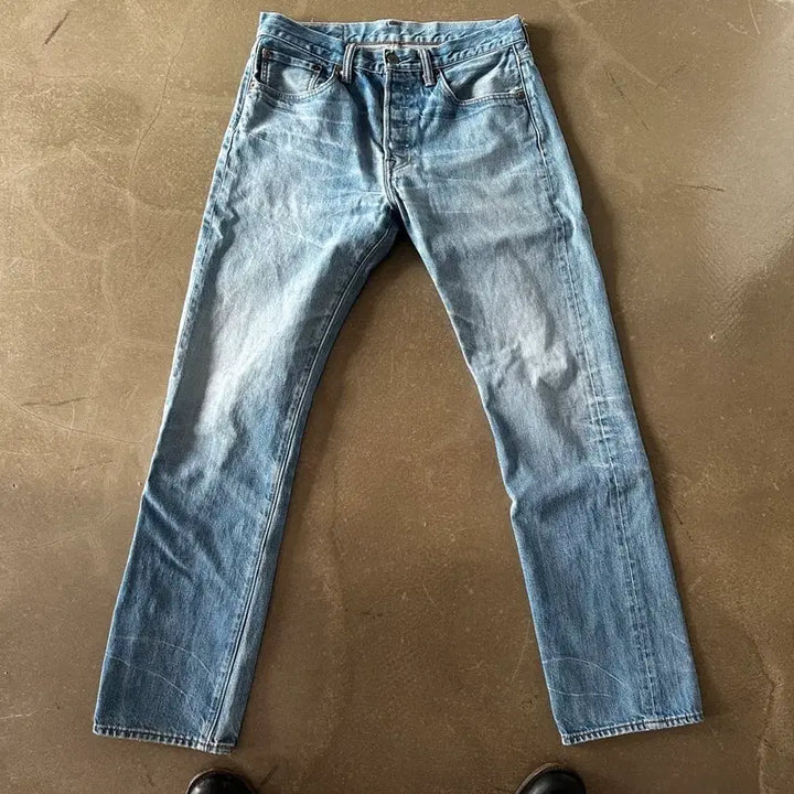 [SOLD OUT] Levis 501 denim pants w32