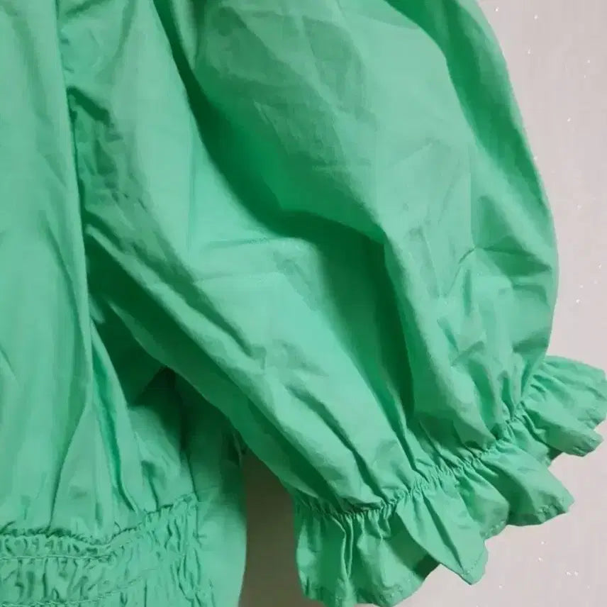 [BUNJANG] 8 Seconds Smocking Blouse / 에잇세컨즈 스모킹 블라우스