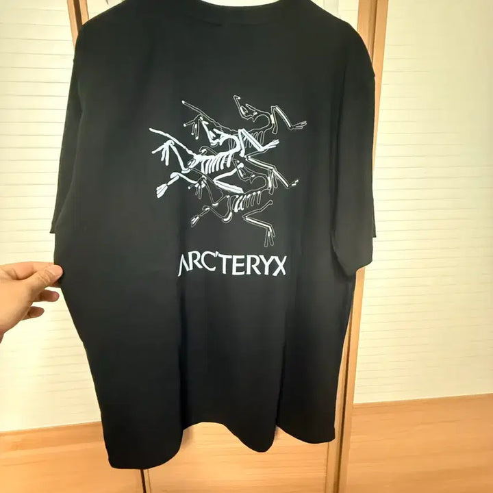 [SOLD OUT] 아크테릭스 반팔티 블랙 2XL(새제품)