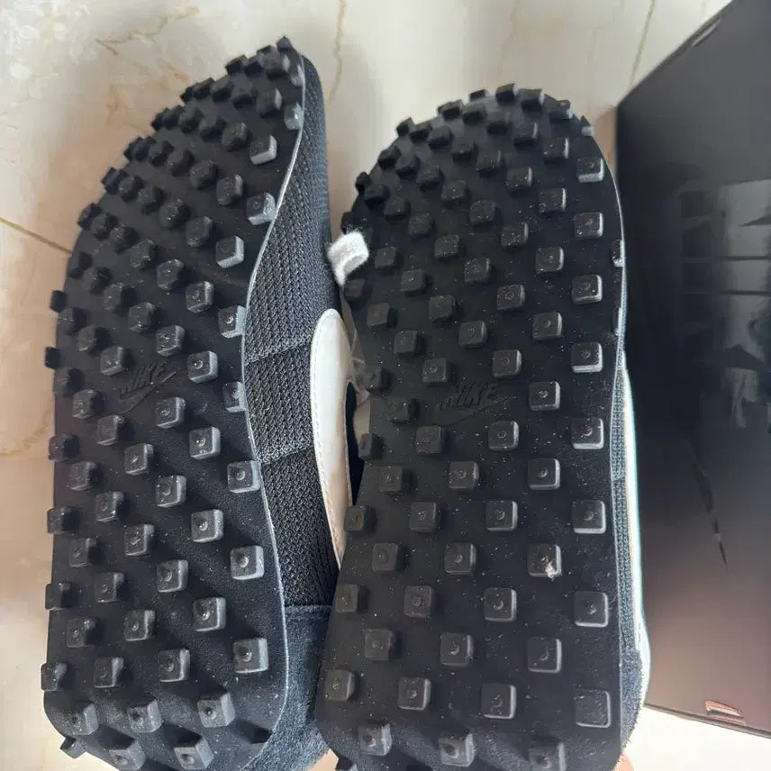 [BUNJANG] Nike LD-1000 SP Black &amp; Sail Sneakers / 나이키 / Ld-1000 sp 블랙 앤 세일 / 285(us10.5)