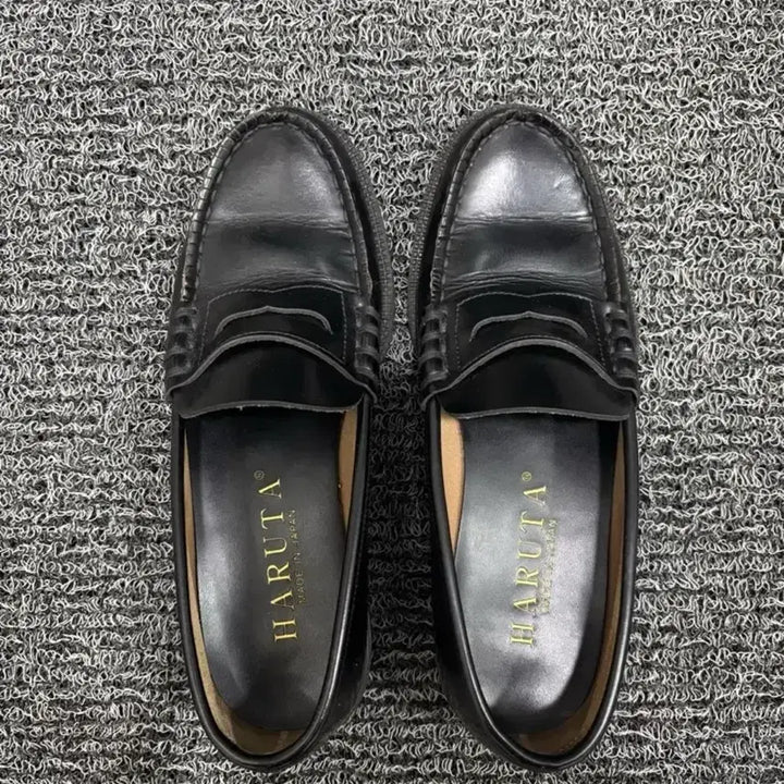 [SOLD OUT] 하루타906 블랙 레더 페니 로퍼 소가죽 245