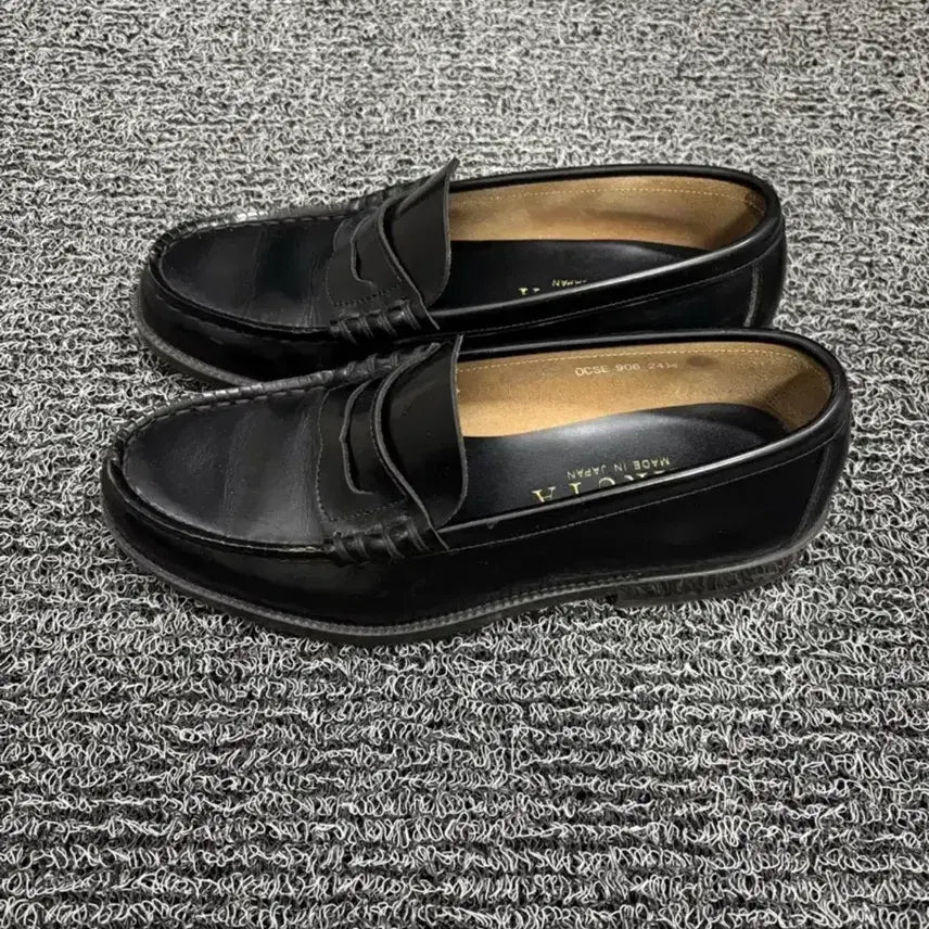 [SOLD OUT] 하루타906 블랙 레더 페니 로퍼 소가죽 245