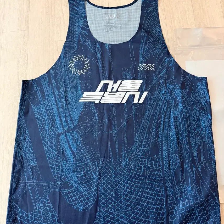 [SOLD OUT] UVU 서울 싱글렛 팝니다