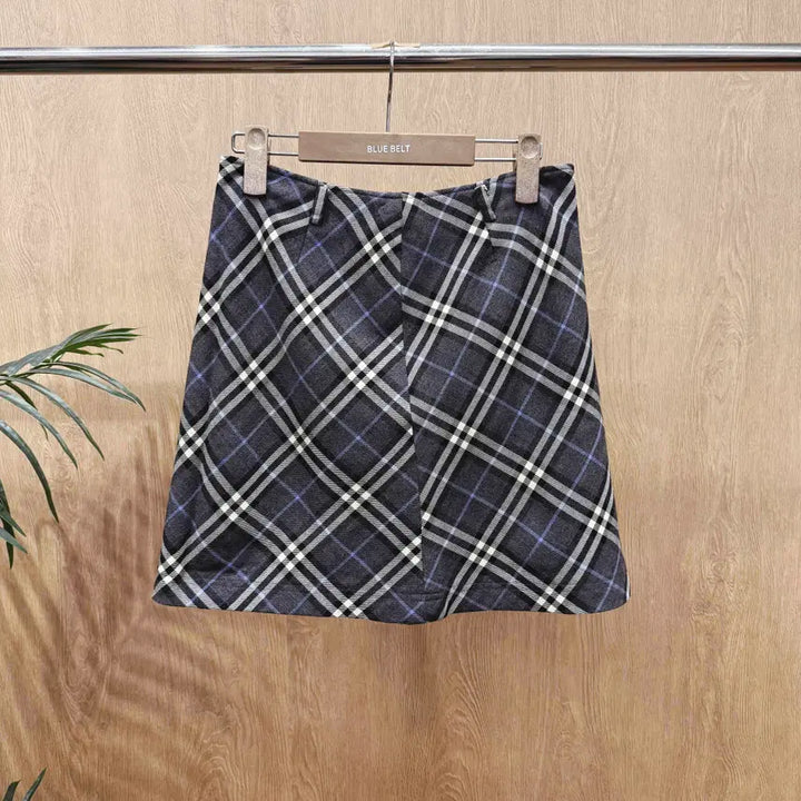 [BUNJANG] Burberry Tartan Check A-Line Mini Skirt / 버버리 타탄 체크 A라인 미니스커트 클래식 패턴 원턱 벨트고리 그레이
