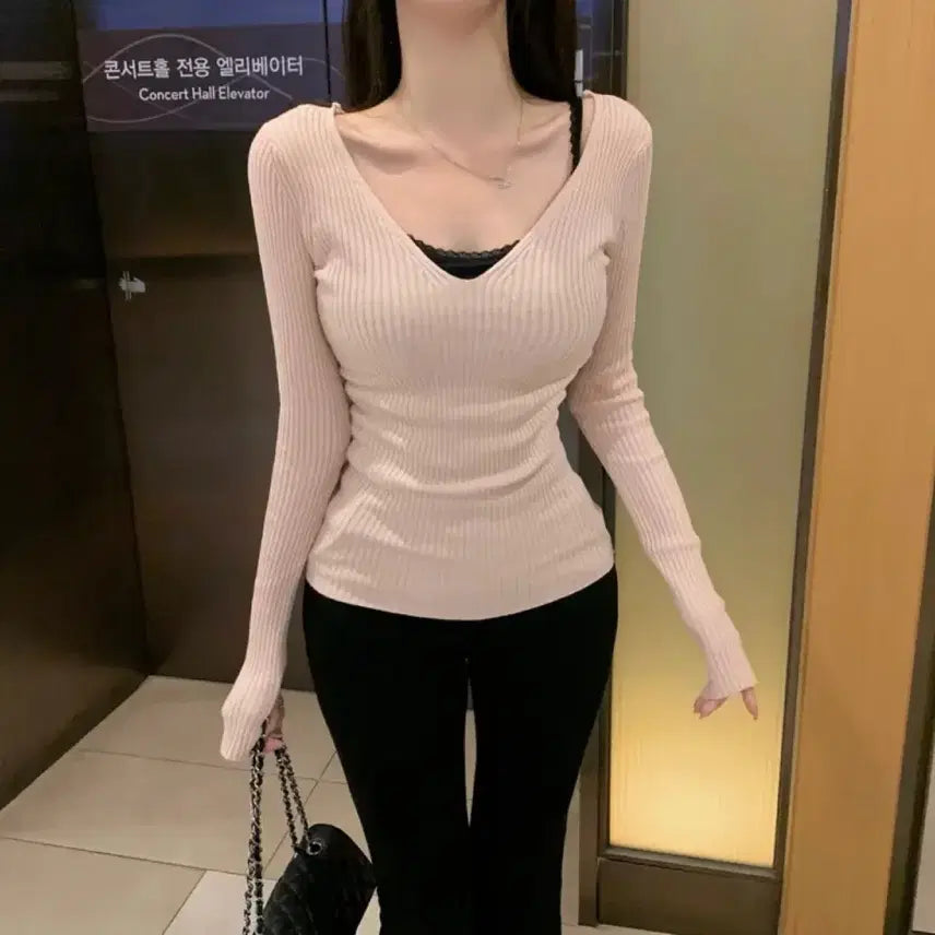 [BUNJANG] Breeze Fleece Lined Lace Button Ribbed Tank Top / 새상품 브리지 속기모 레이스 단추 골지 나시 블랙