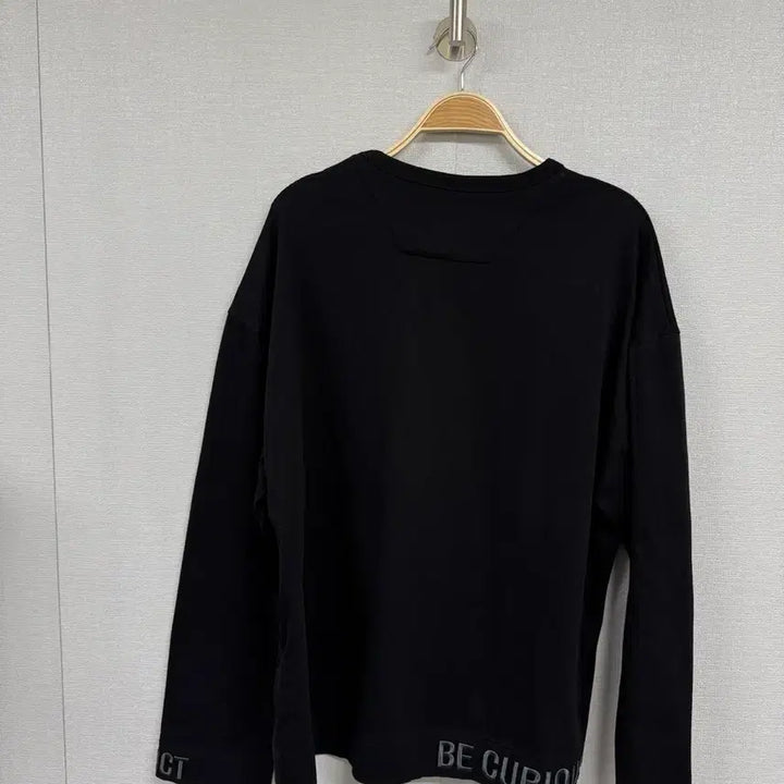 [BUNJANG] Juun.J Embroidered Lettering Long Sleeve / 준지 자수 레터링 롱슬리브