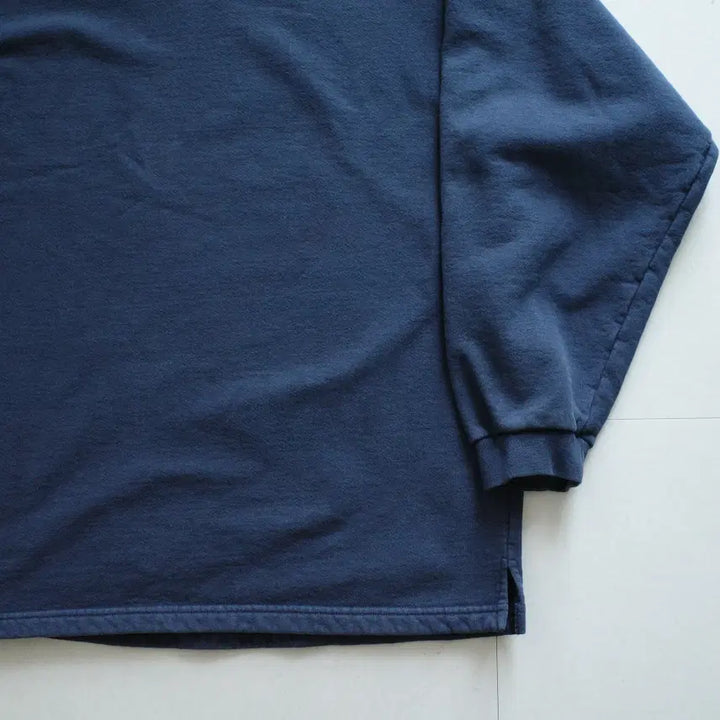 [SOLD OUT] 90s 엘엘빈 x 러셀 MADE IN USA 브이넥 스웨트 (XL)