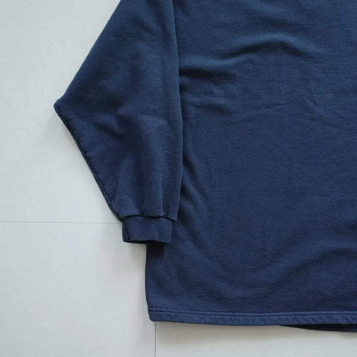 [SOLD OUT] 90s 엘엘빈 x 러셀 MADE IN USA 브이넥 스웨트 (XL)