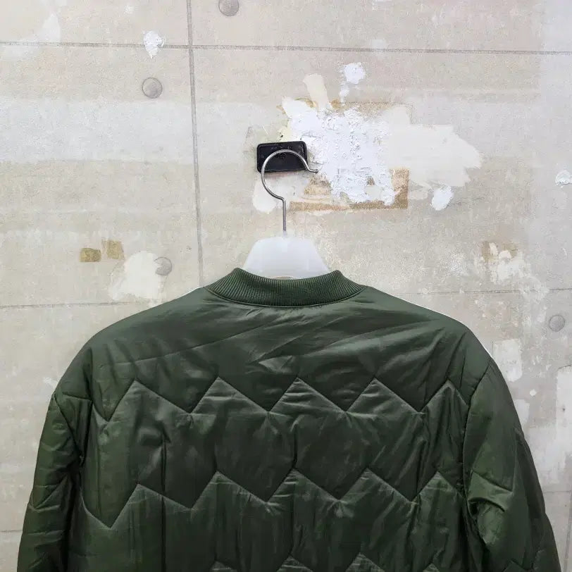 [BUNJANG] Adidas SST Quilted Varsity Jacket (XL) / (XL)아디다스 남성 SST 퀄팅 바시티 점퍼/105size/상태우수