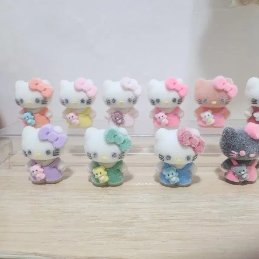 [BUNJANG] Kitty Mini Figure Set / 키티 미니 피규어 세트