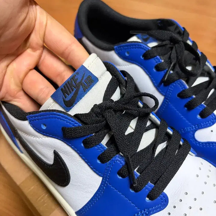 [BUNJANG] Nike Air Jordan 1 Retro Low Royal Blue Sneakers / [285] 나이키 조던 1 레트로 로우 로얄 블루