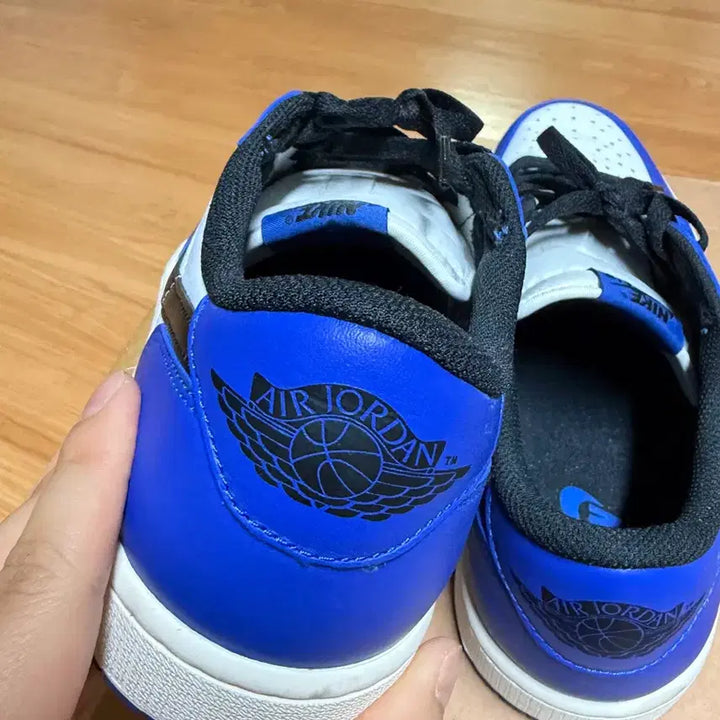 [BUNJANG] Nike Air Jordan 1 Retro Low Royal Blue Sneakers / [285] 나이키 조던 1 레트로 로우 로얄 블루