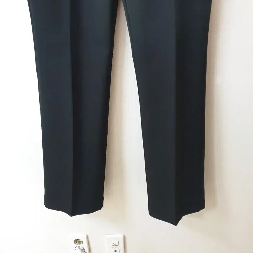 [BUNJANG] ZARA Black Label Sleek Slacks M / 자라 블랙라벨 매끈슬랙스 28인치 66 블랙 M