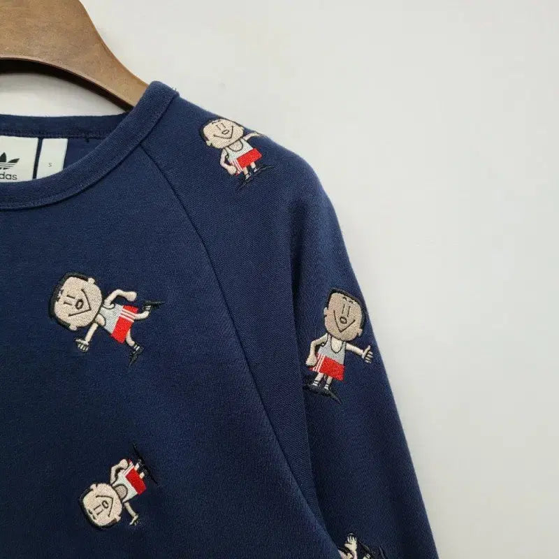 [SOLD OUT] 아디다스 오리지날 트림디히크루 자수 캐릭터/S/앨리스/946