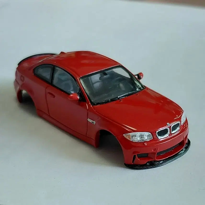 [BUNJANG] BMW 1M 1/64 Scale Damaged Model / 1/64 7CM BMW 1M 반파품