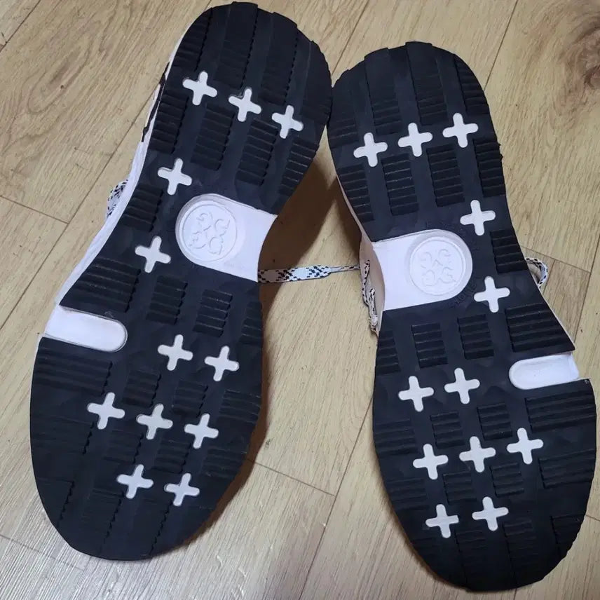 [SOLD OUT] 280) 지포어 골프화 G4