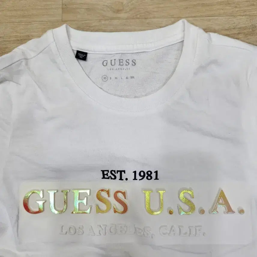 [SOLD OUT] 게스 화이트 EST.1981 반팔 티셔츠XS