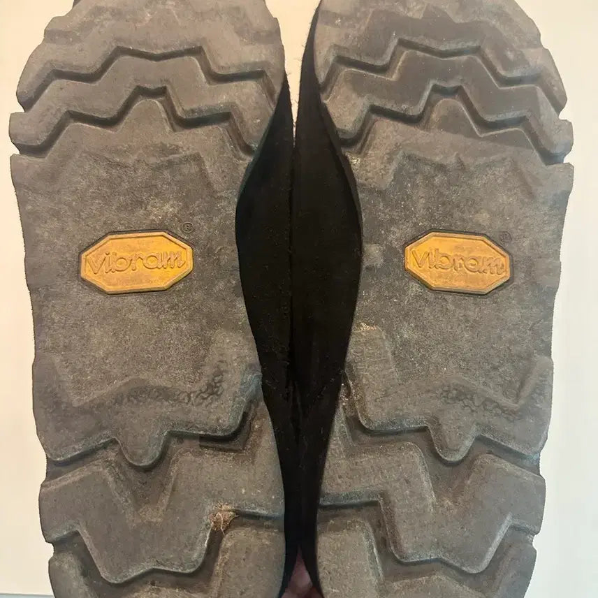 [BUNJANG] Clarks Wallabee GTX Boots / 클락스 왈라비 gtx