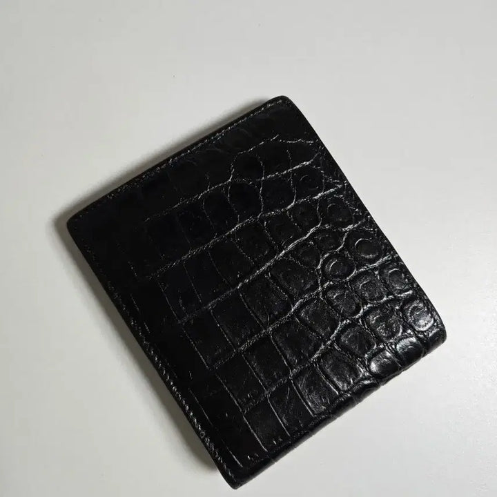 [BUNJANG] Saint Laurent Black Croc Embossed Bifold Wallet / 생로랑 블랙 크로커 반지갑