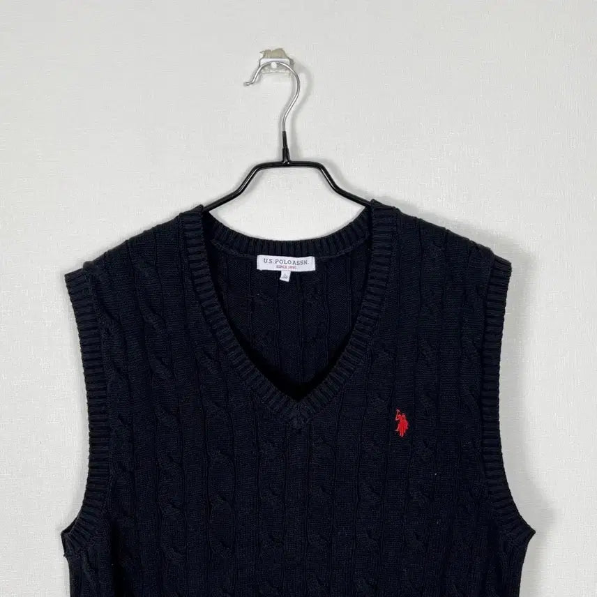 [BUNJANG] U.S. Polo Assn. Cable Knit Vest Cotton Black / U.S.폴로 케이블 니트 베스트 면 블랙 조끼 남100 L 라덴 빈티지