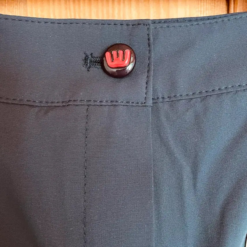 [BUNJANG] M.U Sports Navy Character Shorts / M.U SPORTS 캐릭터 반바지 네이비 엠유 반바지