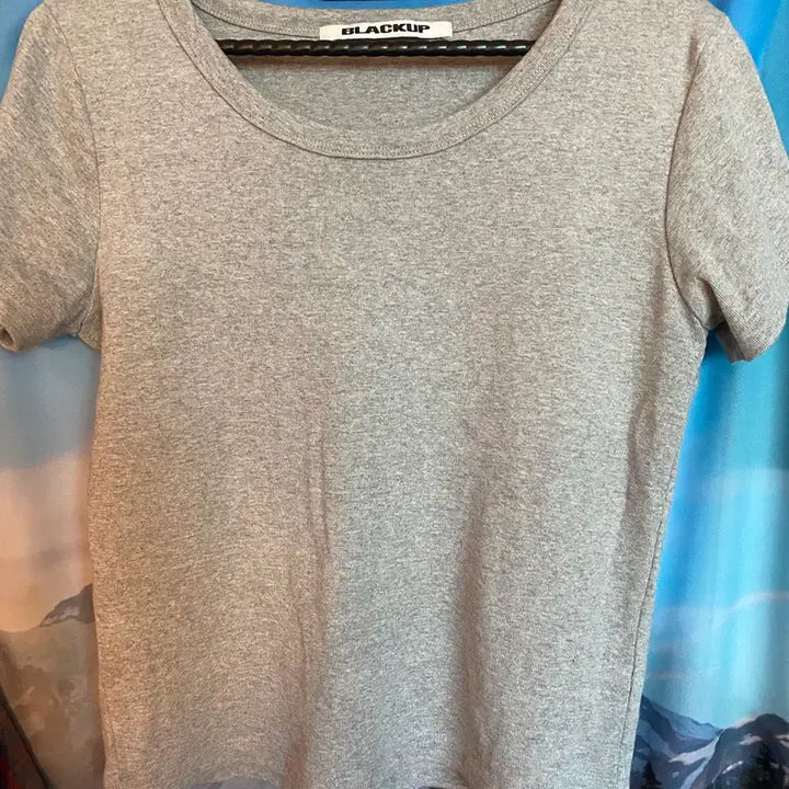 [BUNJANG] Blackup Standard U-Neck Short Sleeve T-shirt / 블랙업 스탠다드 유넥 반팔티 그레이s
