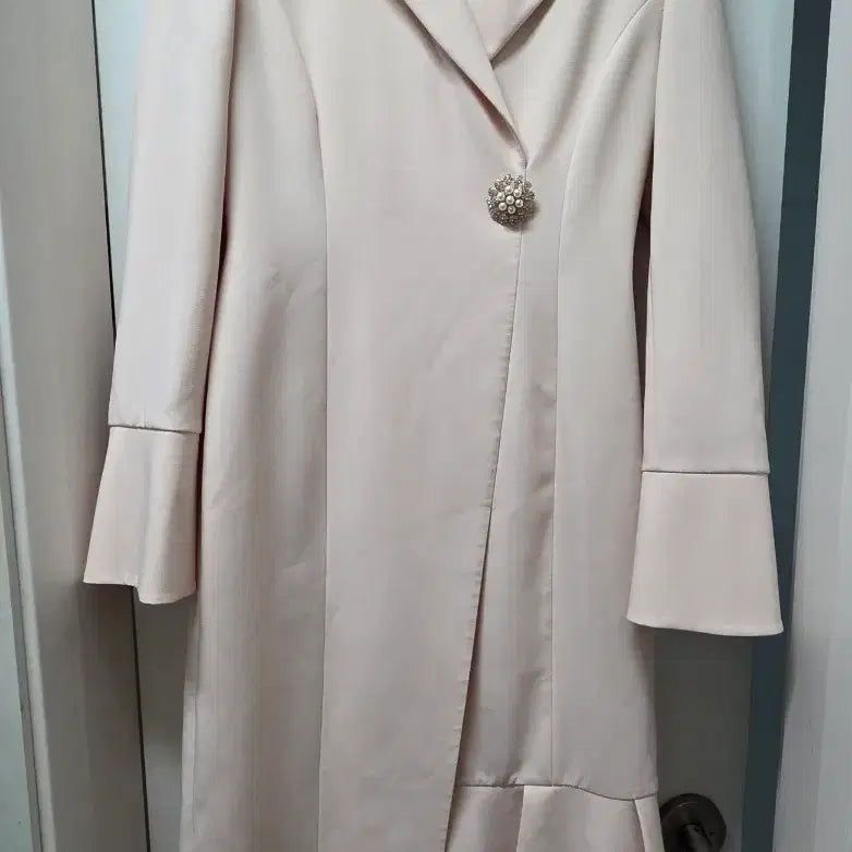 [BUNJANG] Satin Esblanc Dress / 샤틴 에스블랑 원피스 돌잔치 예복 셀프웨딩 2부드레스 피로연 졸업사진촬영