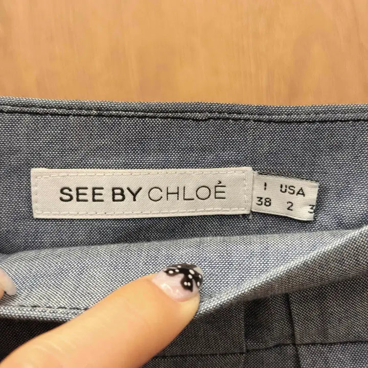 [BUNJANG] See by Chloé Cotton Pleated Mini Skirt / 씨 바이 끌로에 코튼 플리츠 미니스커트 턱 디테일 A라인 연청