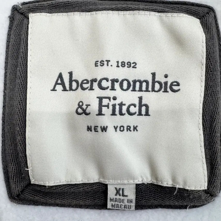[BUNJANG] Abercrombie Y2K Hoodie Zip-Up White / 아베크롬비 Y2K 후드집업 화이트