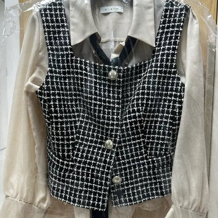 [SOLD OUT] 미샤 트위드 블라우스 세트