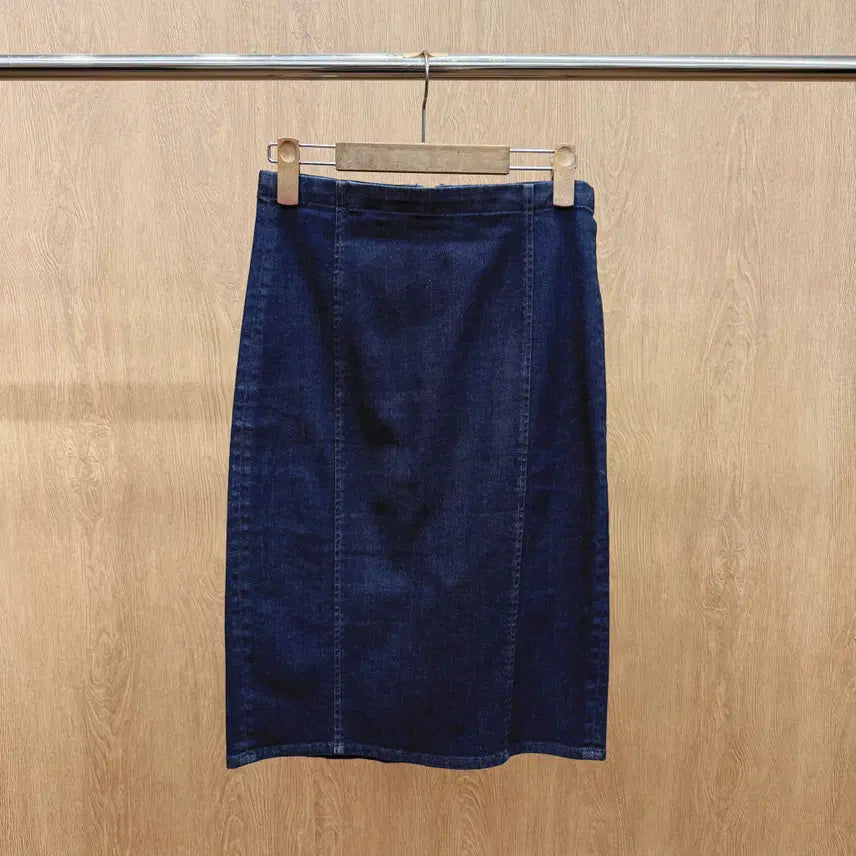[BUNJANG] Polo Ralph Lauren Indigo Denim Midi Skirt / 폴로 랄프 로렌 인디고 데님 미디스커트 슬릿 디테일 H라인 진청