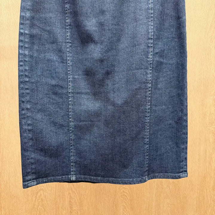 [BUNJANG] Polo Ralph Lauren Indigo Denim Midi Skirt / 폴로 랄프 로렌 인디고 데님 미디스커트 슬릿 디테일 H라인 진청