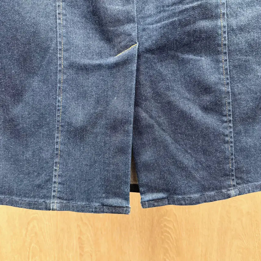 [BUNJANG] Polo Ralph Lauren Indigo Denim Midi Skirt / 폴로 랄프 로렌 인디고 데님 미디스커트 슬릿 디테일 H라인 진청